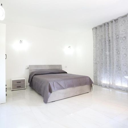 Il Giglio Hotel Castel Volturno Kültér fotó